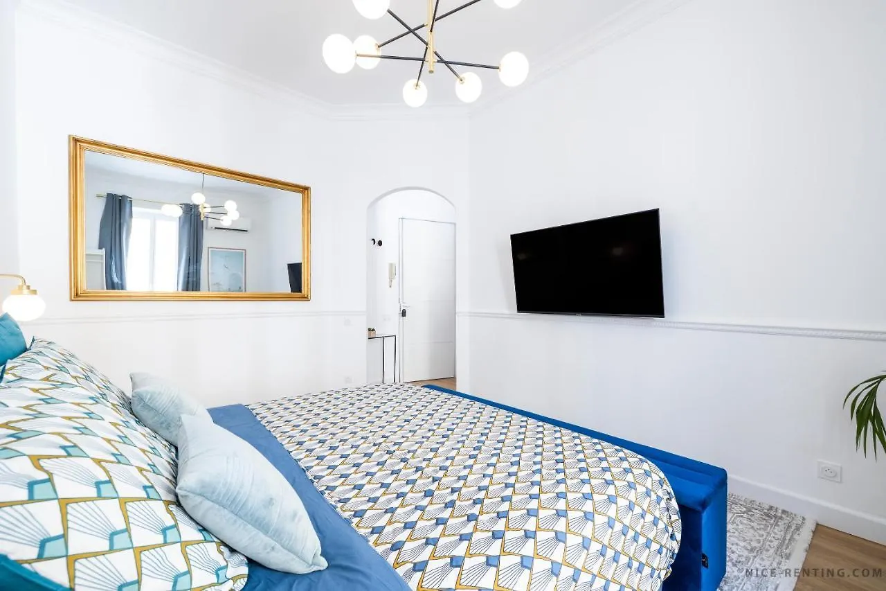 Apartment Nice Renting - France - Luxury Suite Palace Love Jacuzzi - Few Meters From Sea France